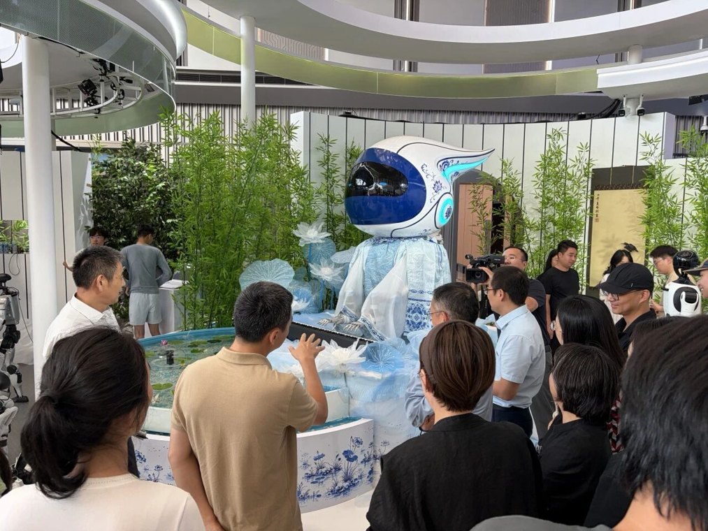 到场WRC2026|镜识科技:全栈自研技术成果集中展出